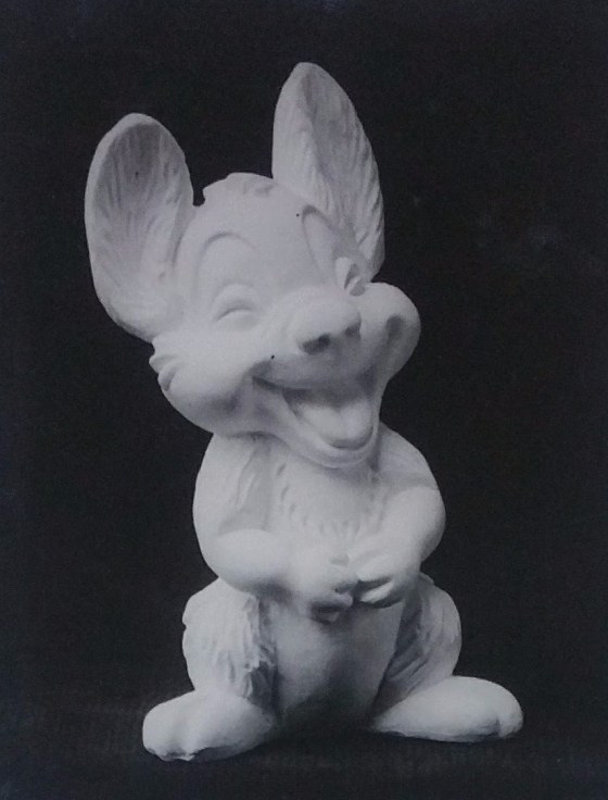 Raw chalkware figurine