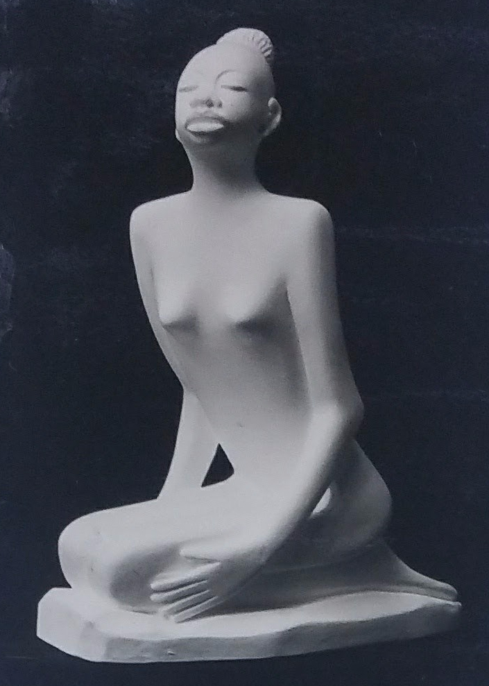 Raw chalkware figurine