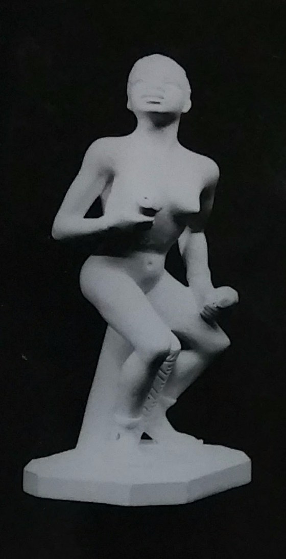 Raw chalkware figurine