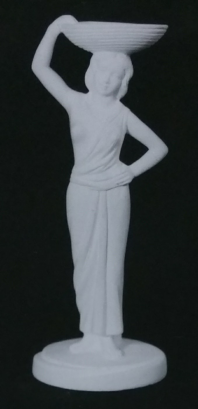 Raw chalkware statue