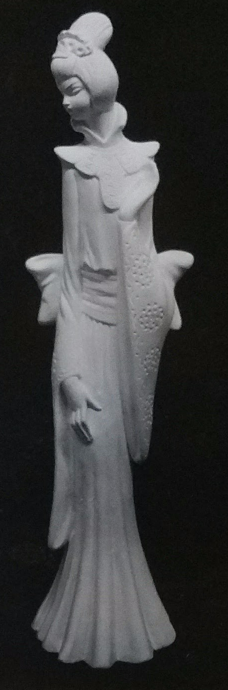 Raw chalkware figurine