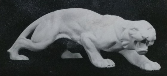 Raw chalkware statue