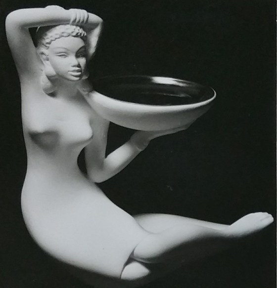 Raw chalkware statue