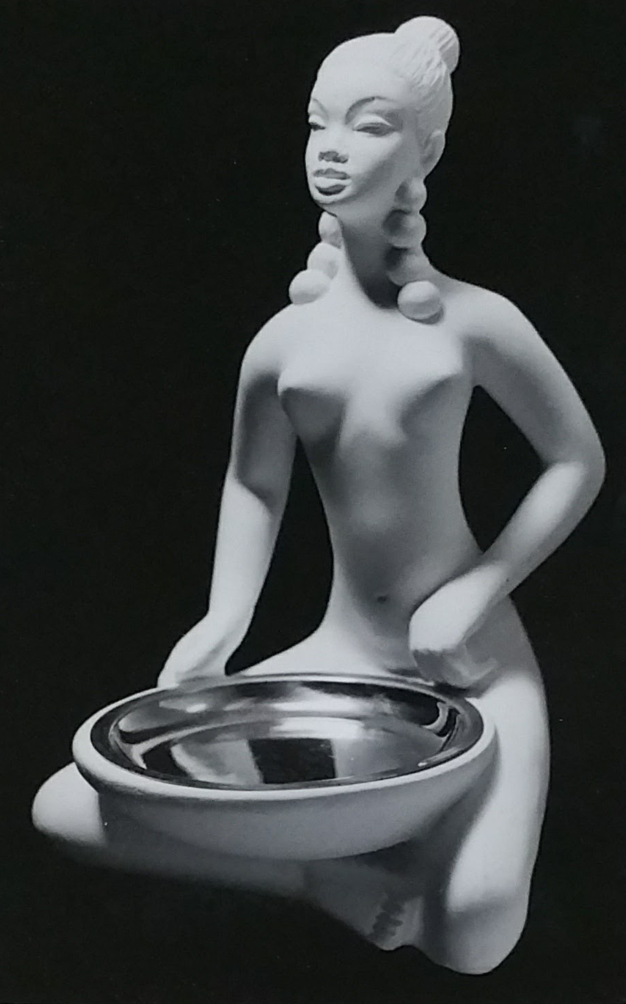 Raw chalkware statue