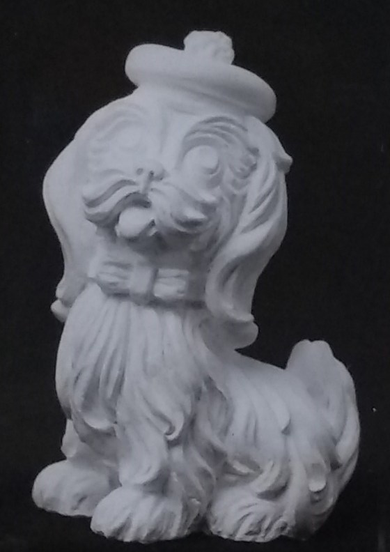 Raw chalkware statue