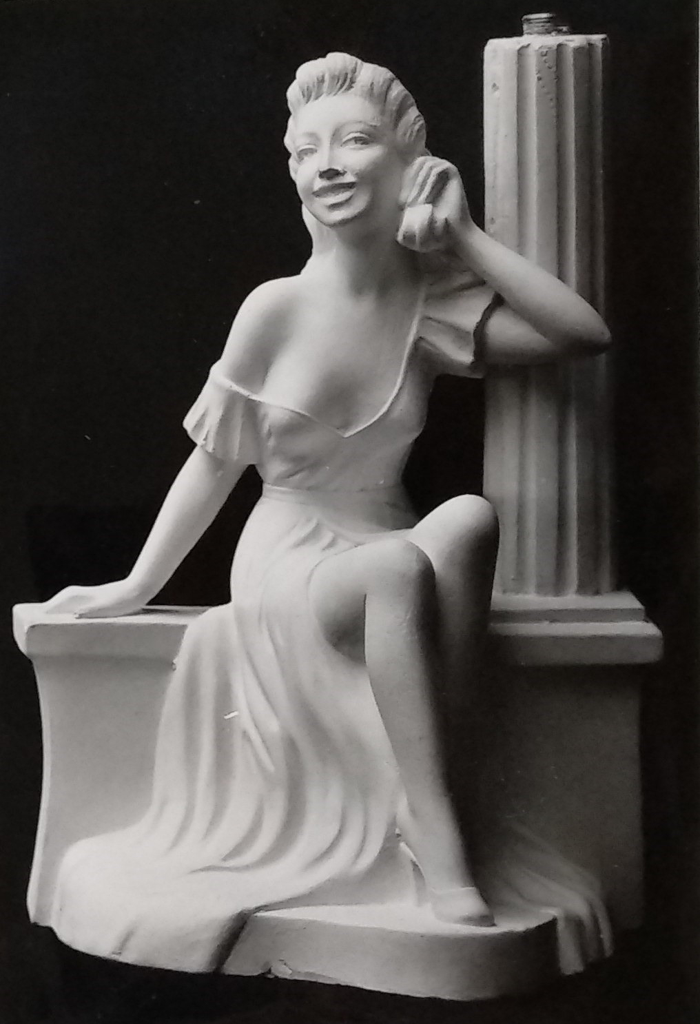 Raw chalkware statue lamp