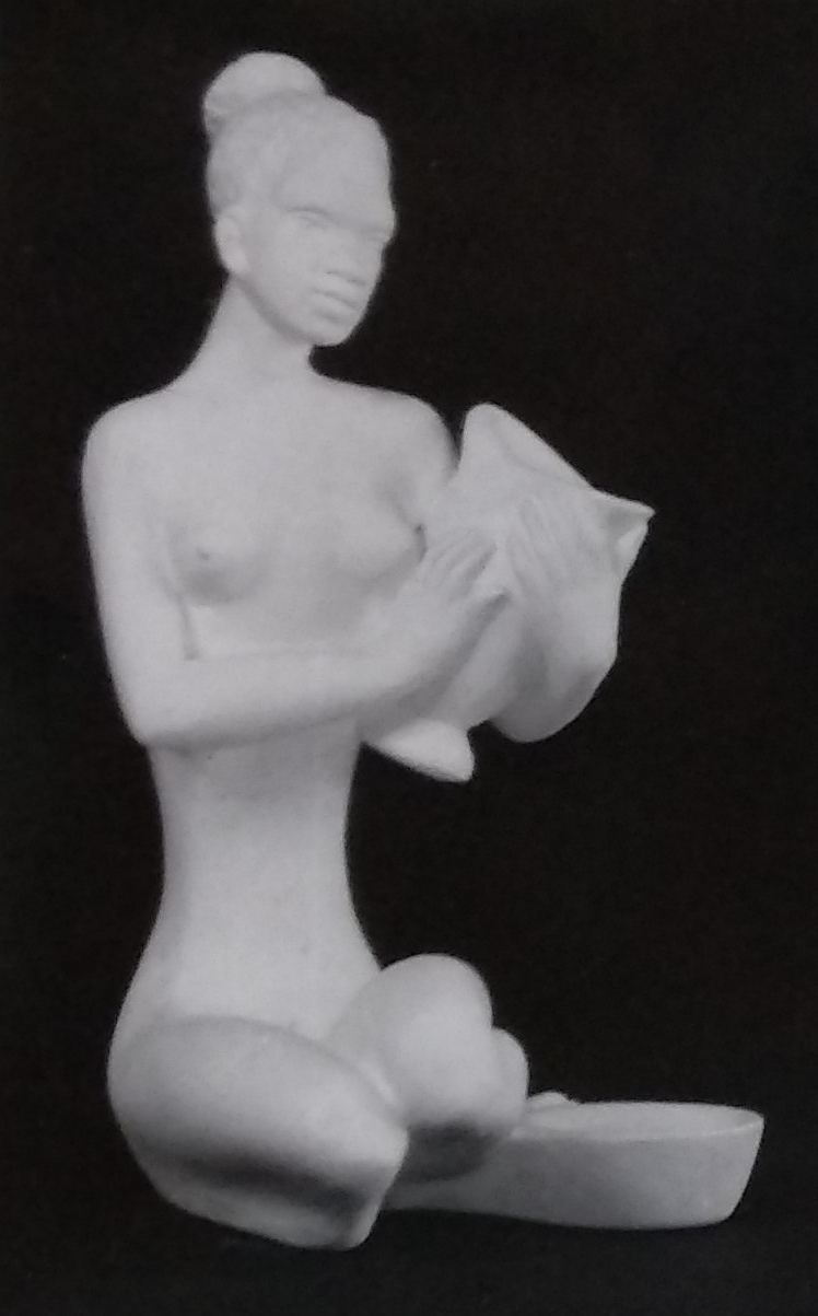 Raw chalkware statue