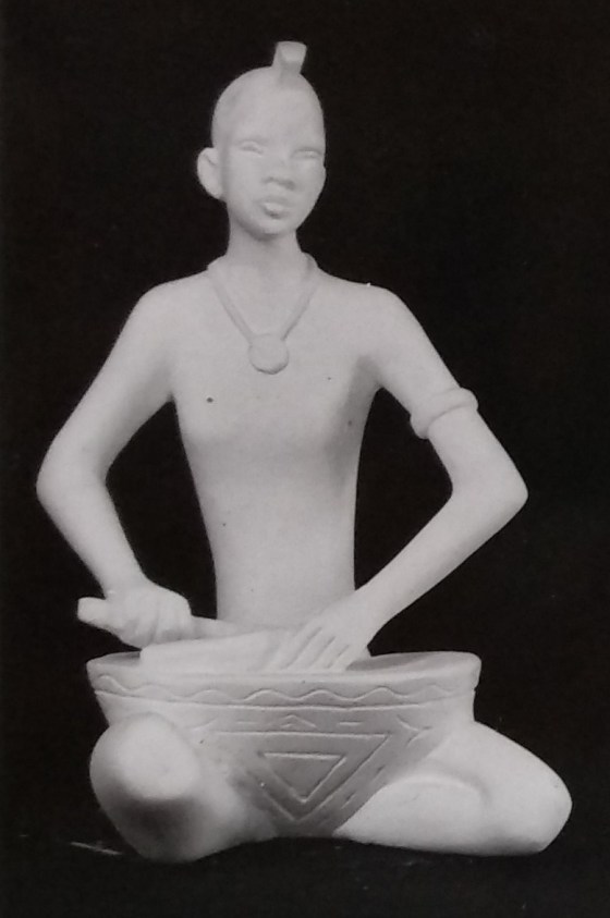 Raw chalkware statue