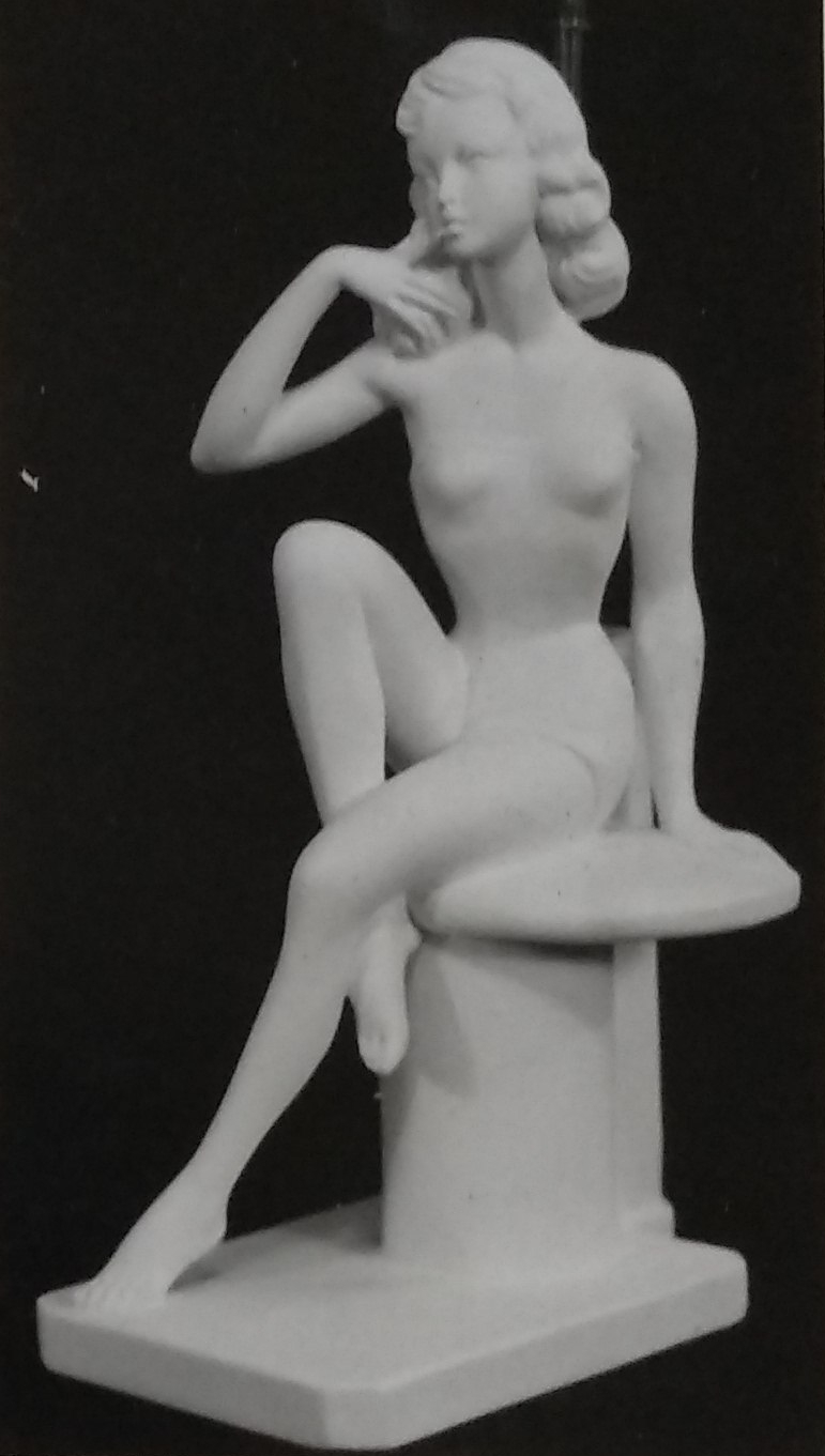 Full figurine in chalkware lamp