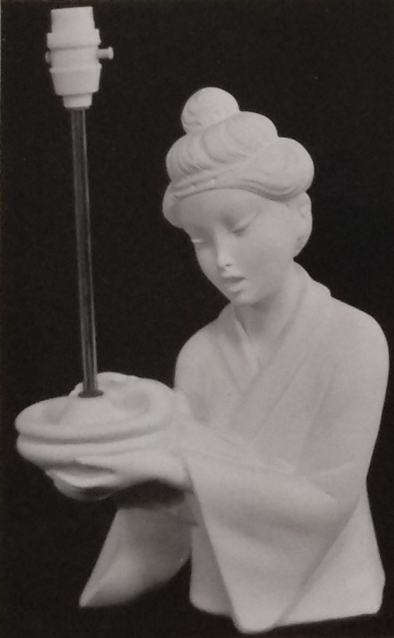 Raw chalkware lady bust lamp