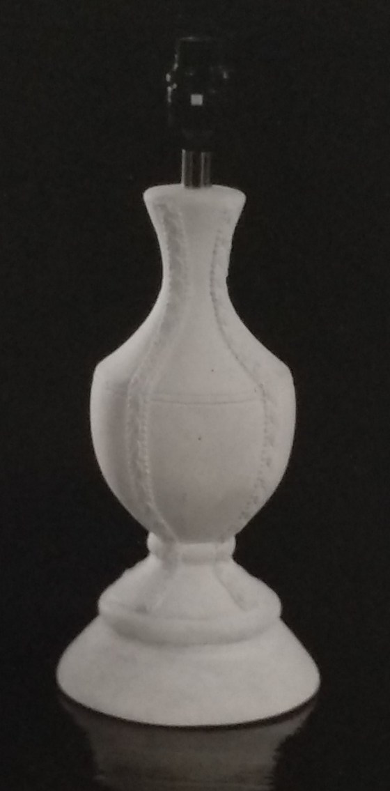 White standard lamp with 4 vertical patterns