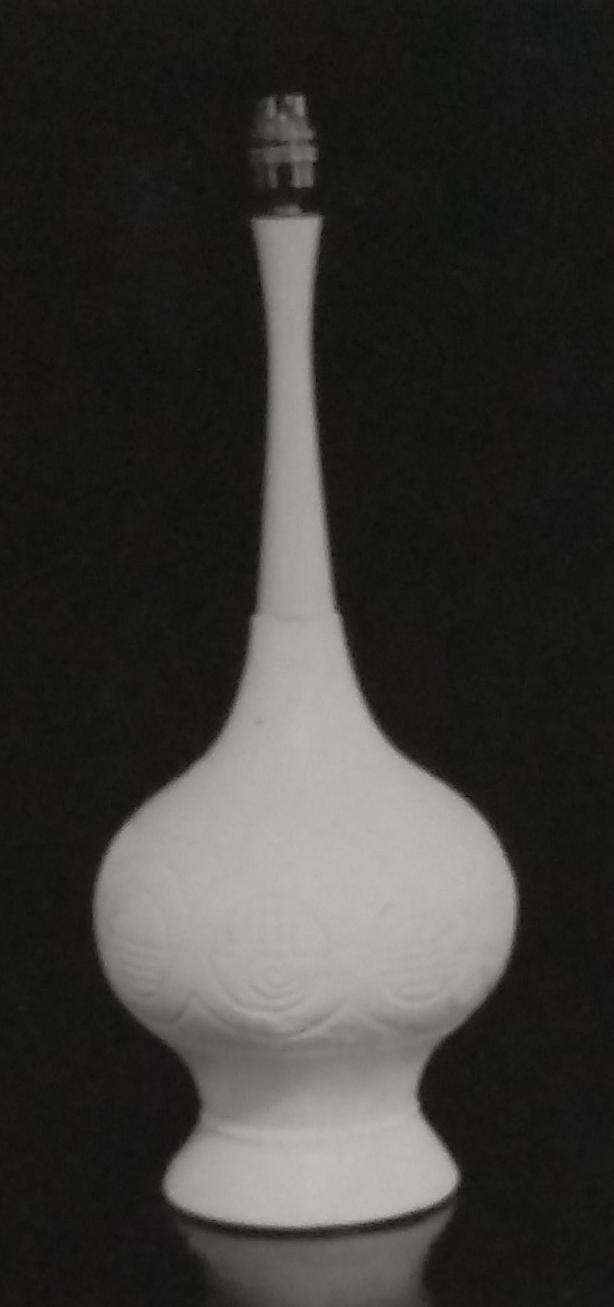 White standard lamp with tall neck and wide spherical base